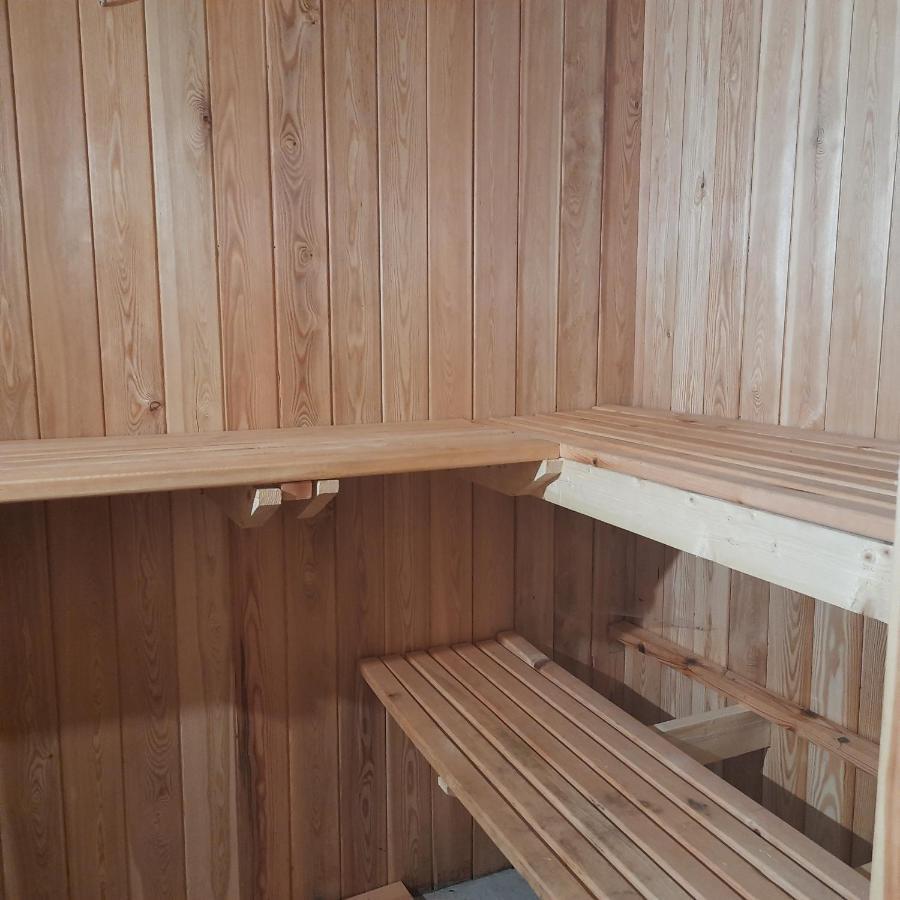 Hotel Ravnjak Dobrilovina Екстериор снимка